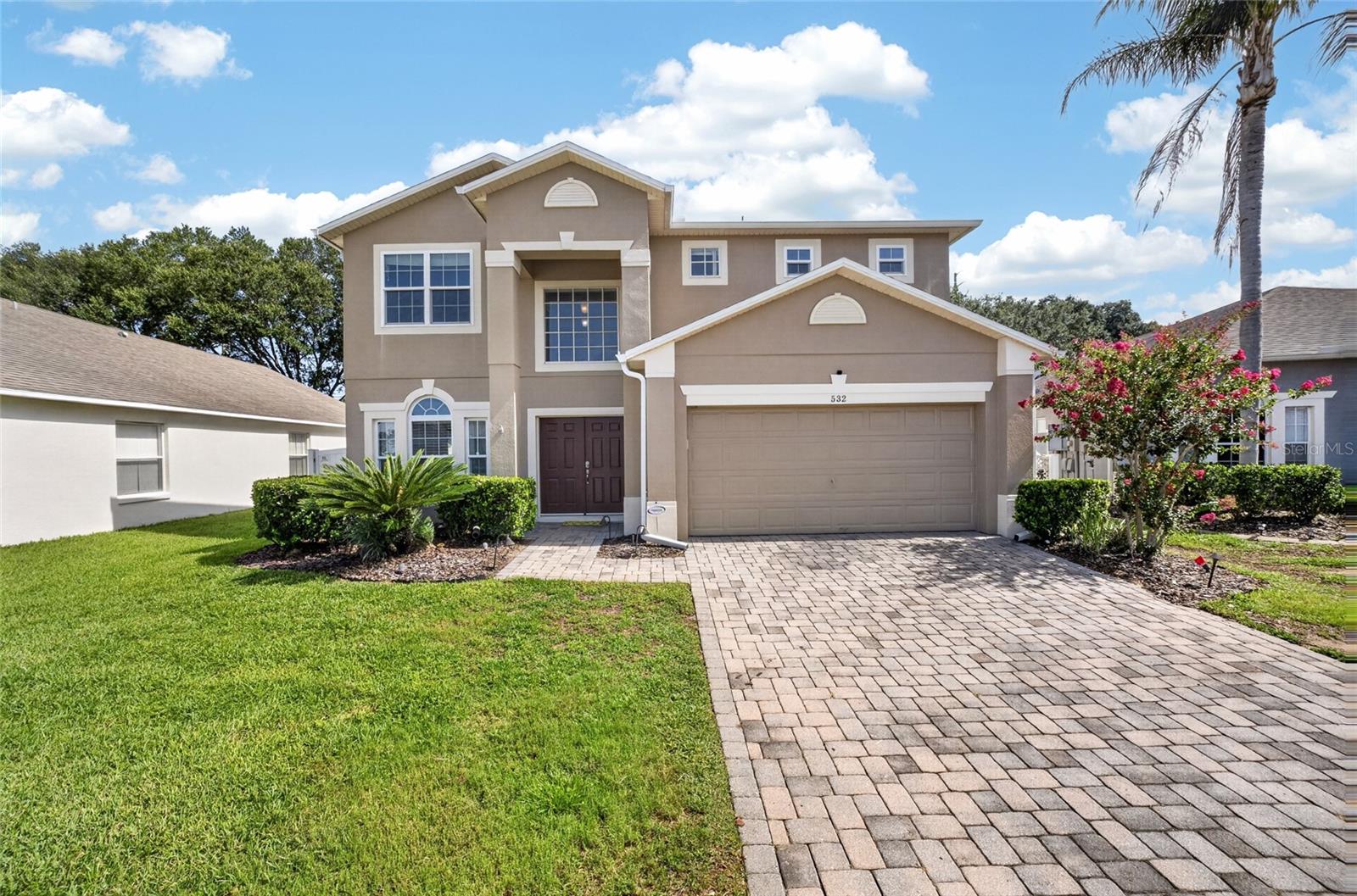 532 Kildrummy Dr Property Photo 1