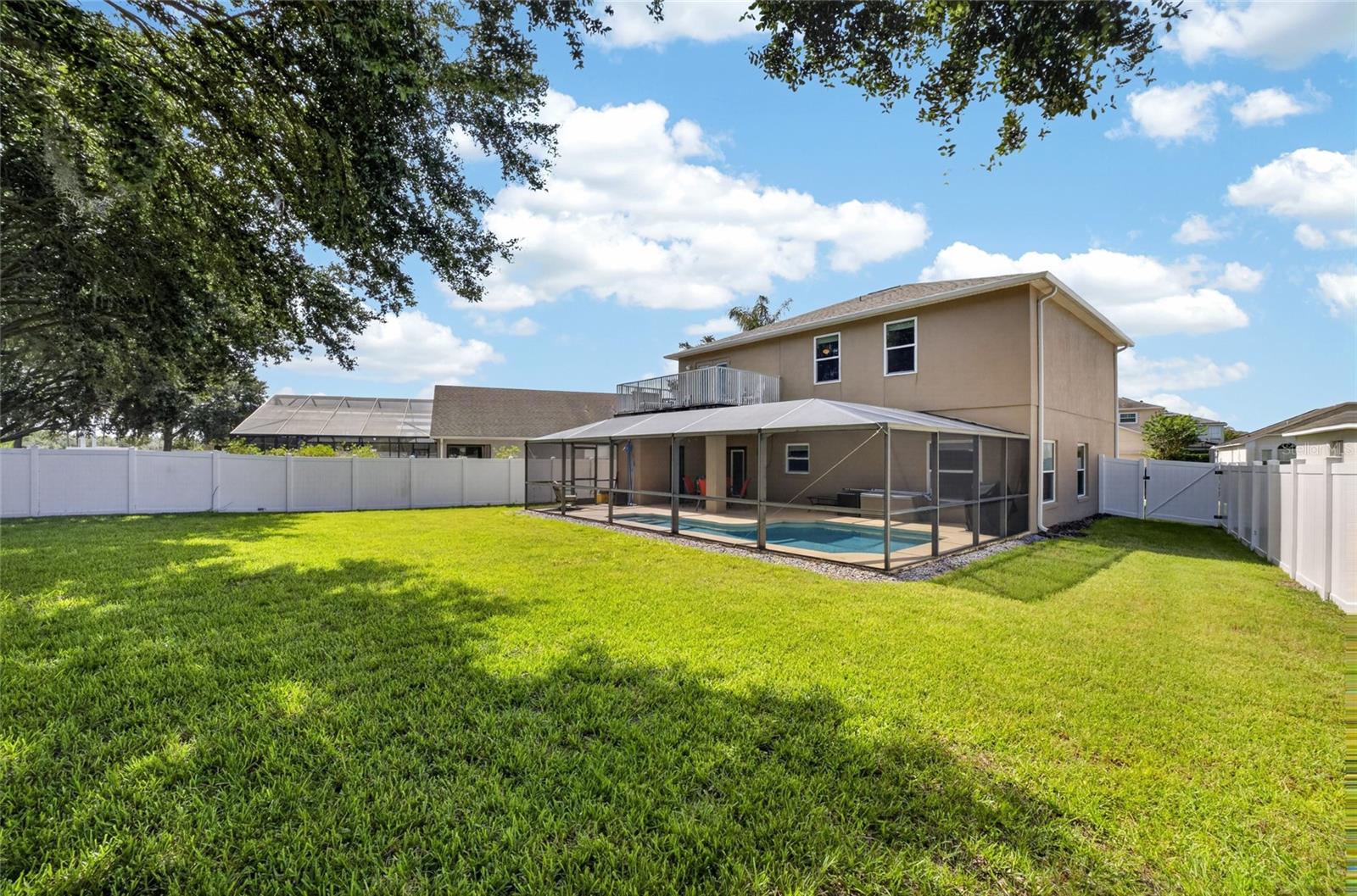 532 Kildrummy Dr Property Photo 33