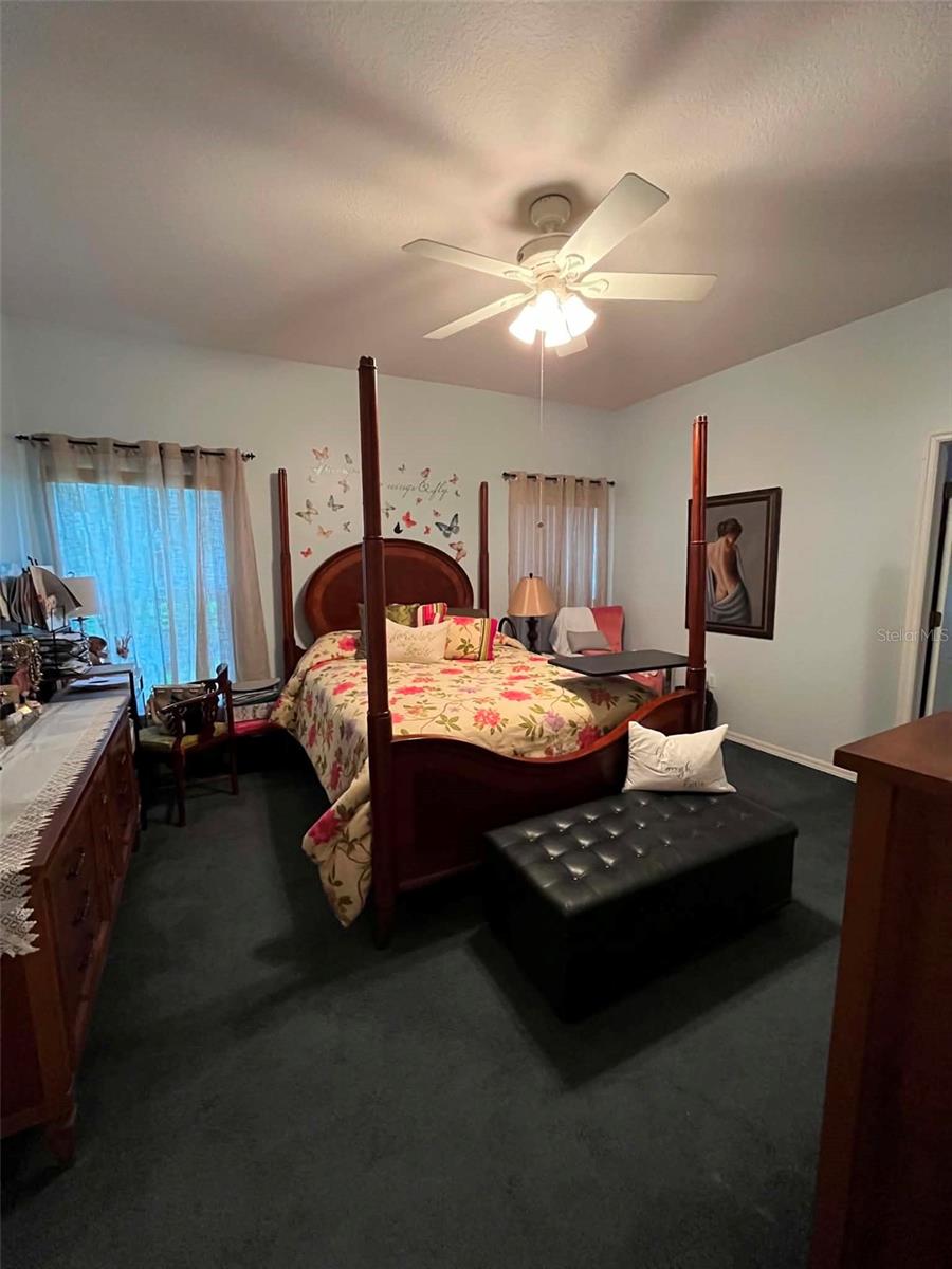 O6424866 Property Photo 18