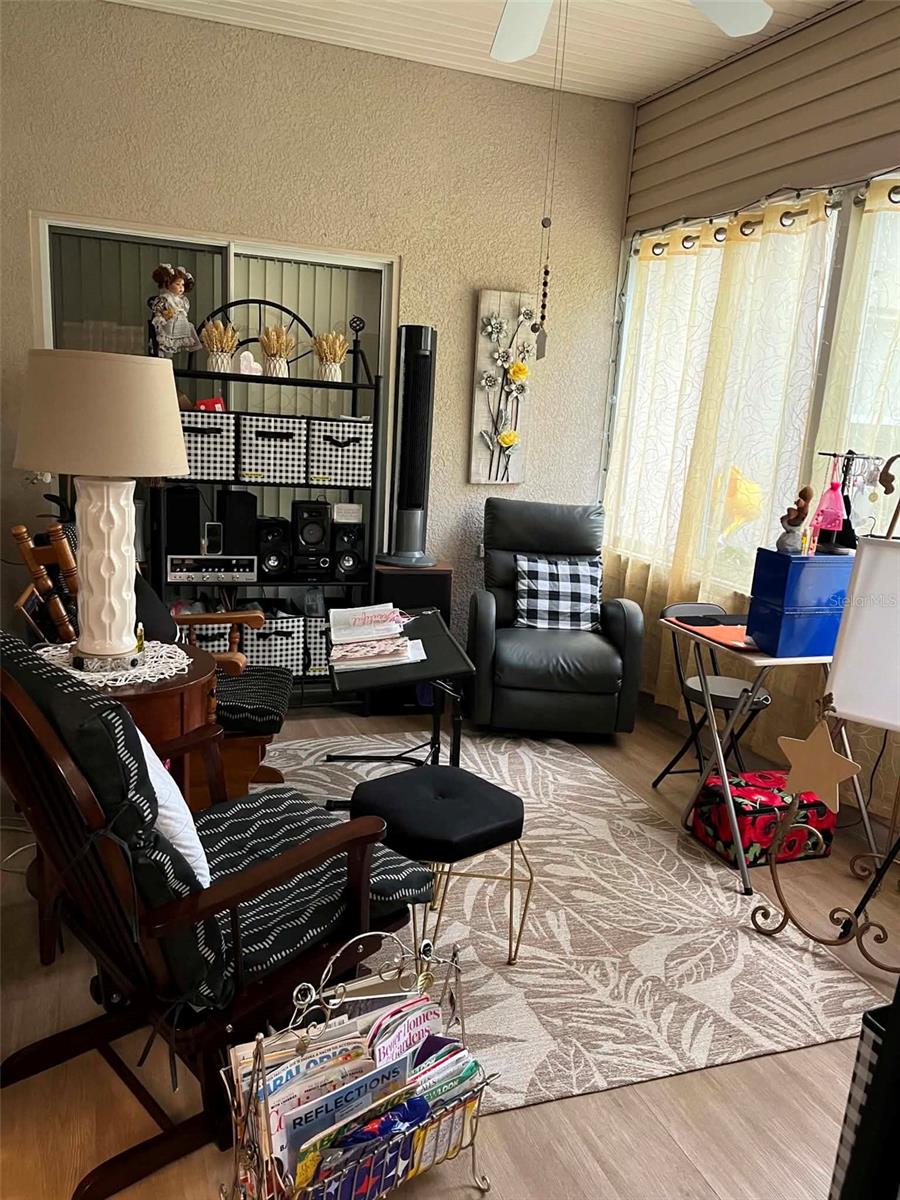 O6424866 Property Photo 25