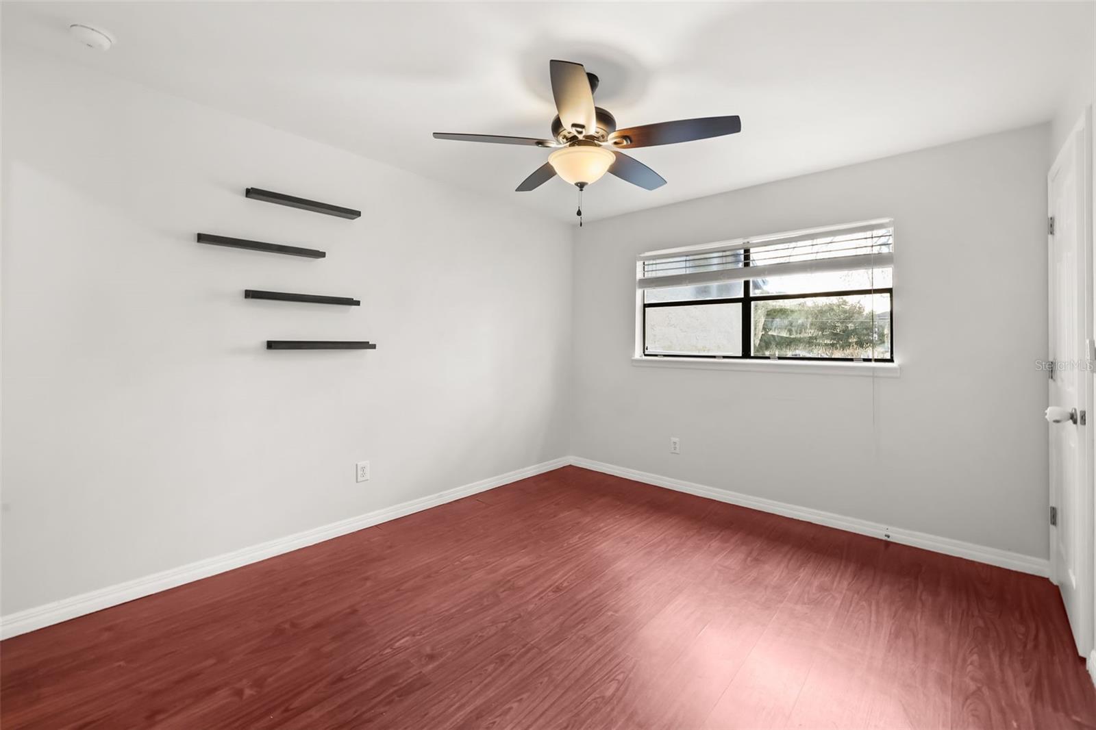 441 S Netherwood Cres #206 Property Photo 19