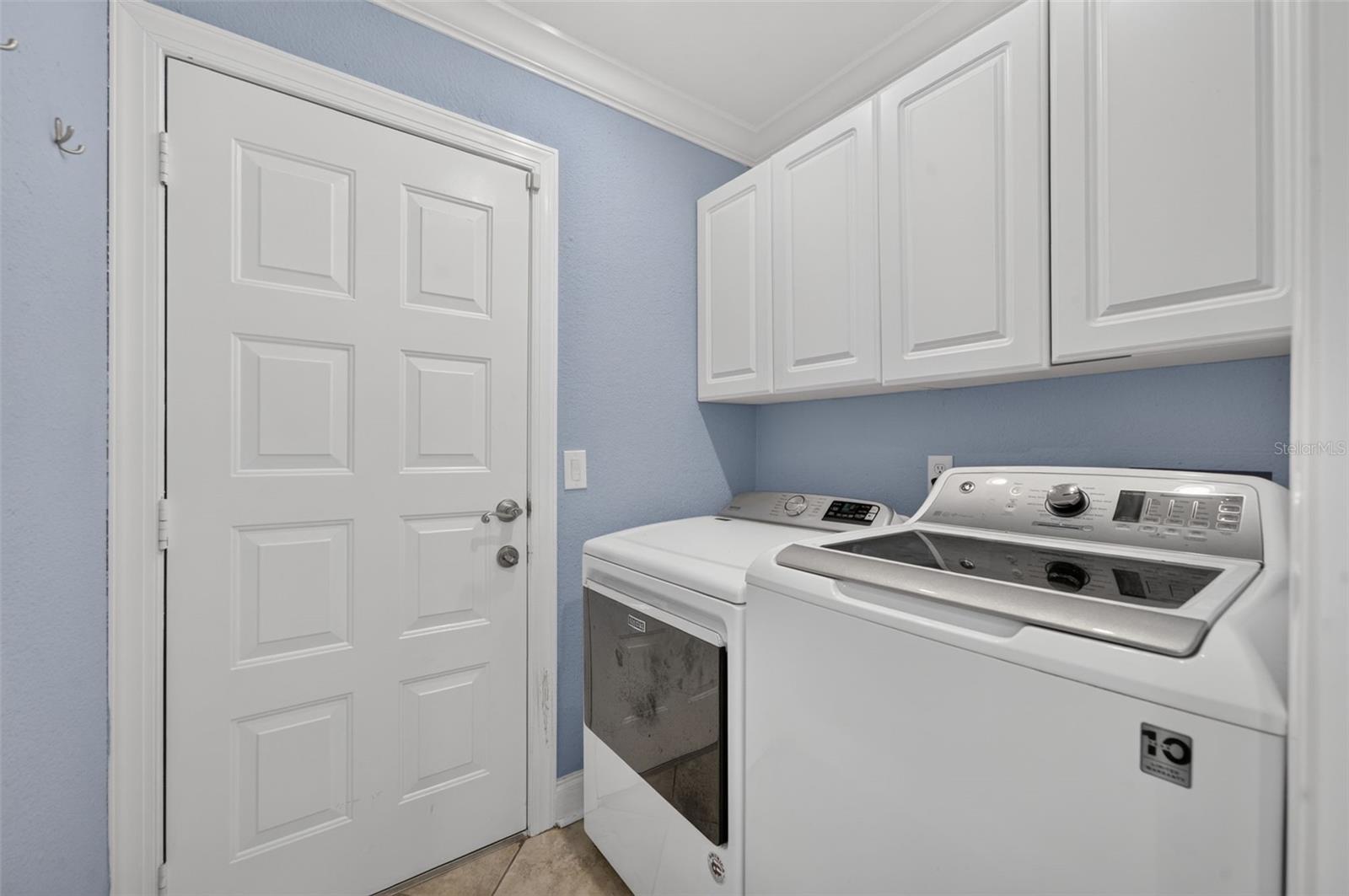 1871 Bryan Ave Property Photo 18