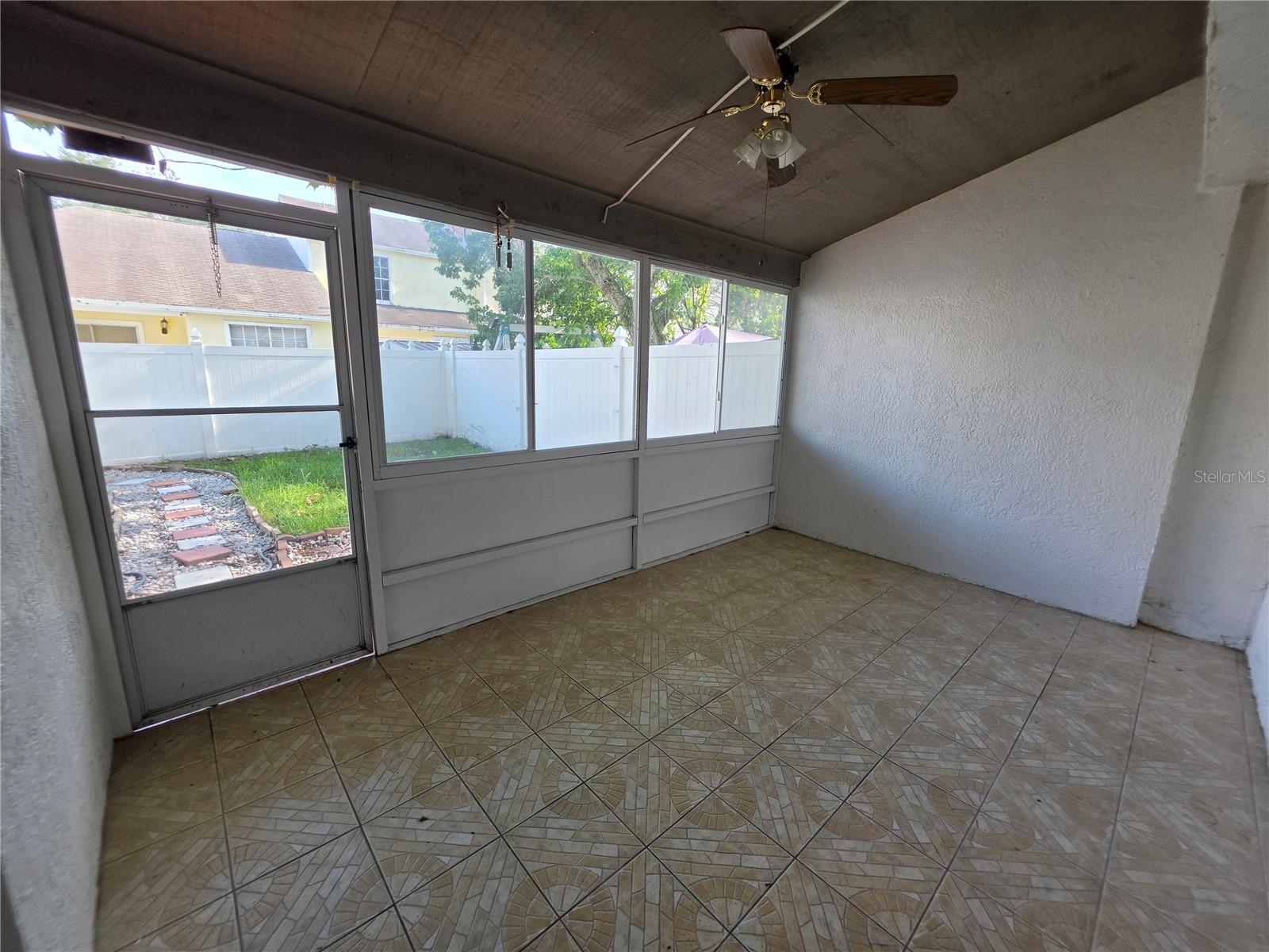 11038 Regency Commons Ct Property Photo 17