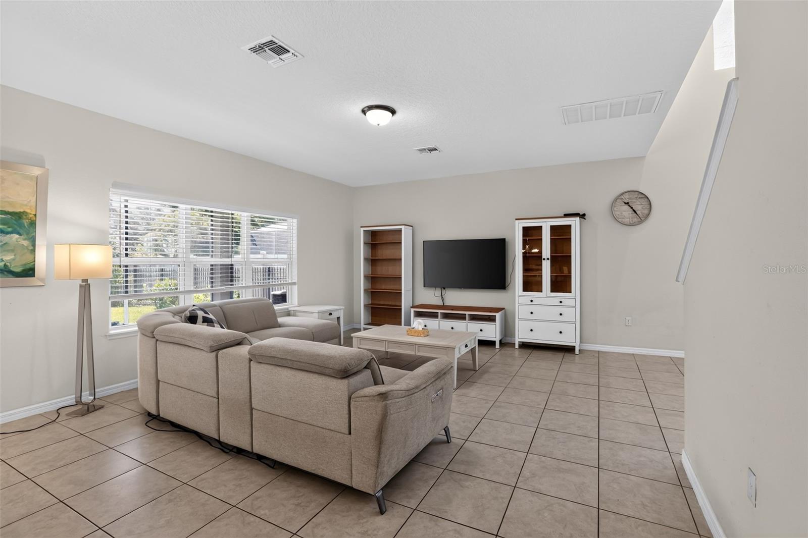3145 Jade Tree Pt Property Photo 3