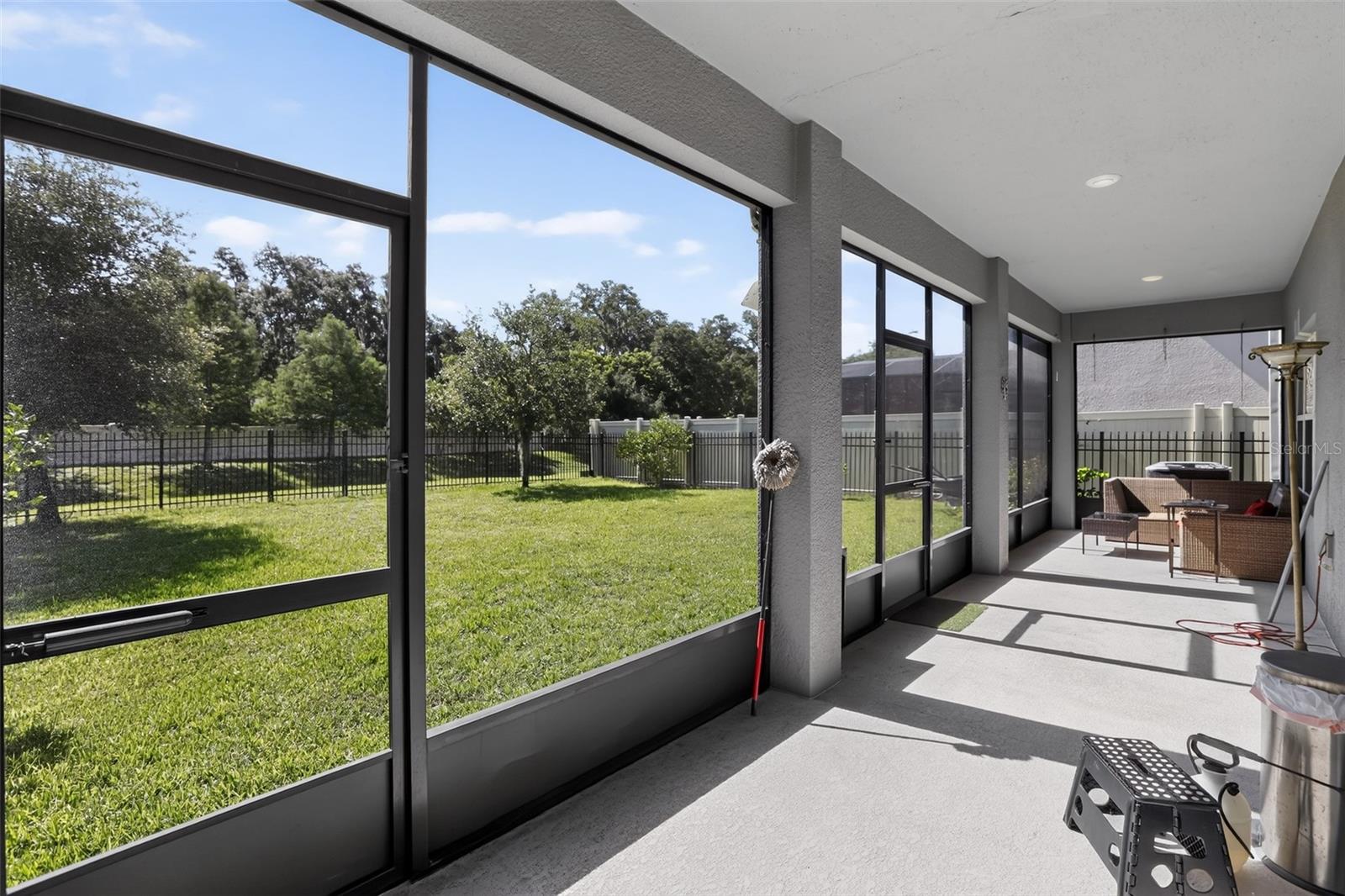 3145 Jade Tree Pt Property Photo 28