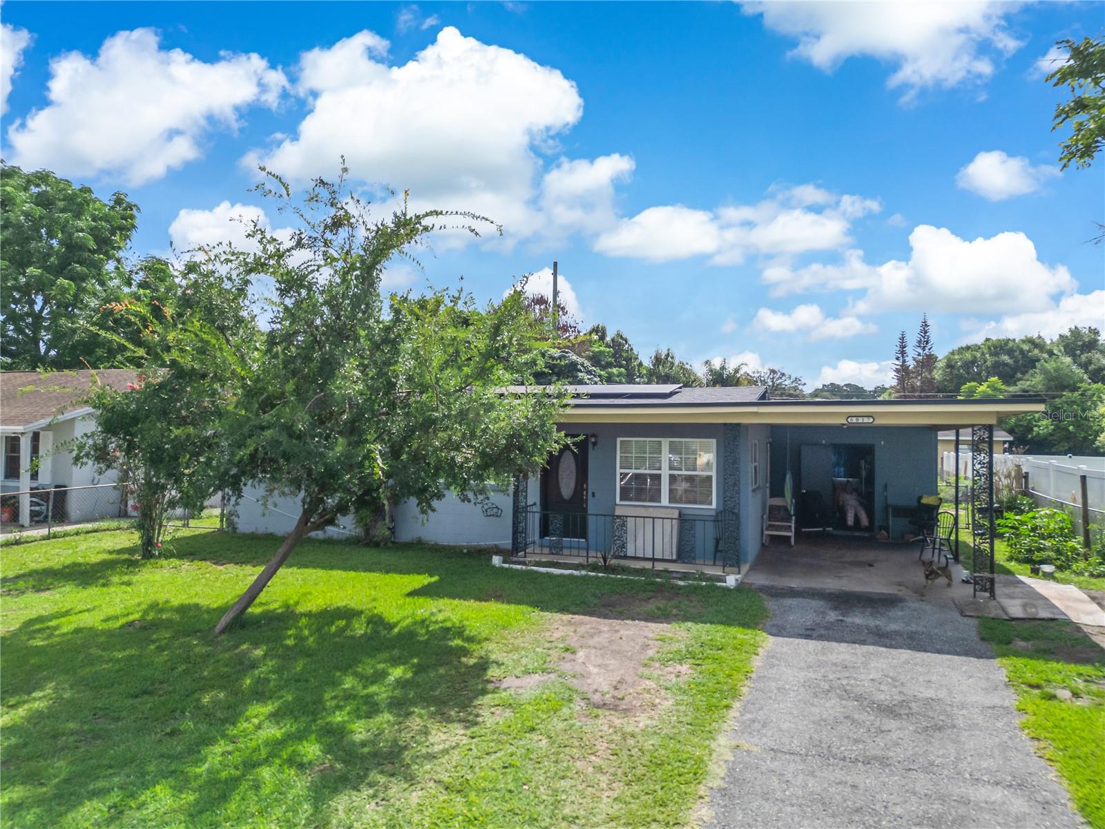 6017 Candlewood Ln Property Photo 4