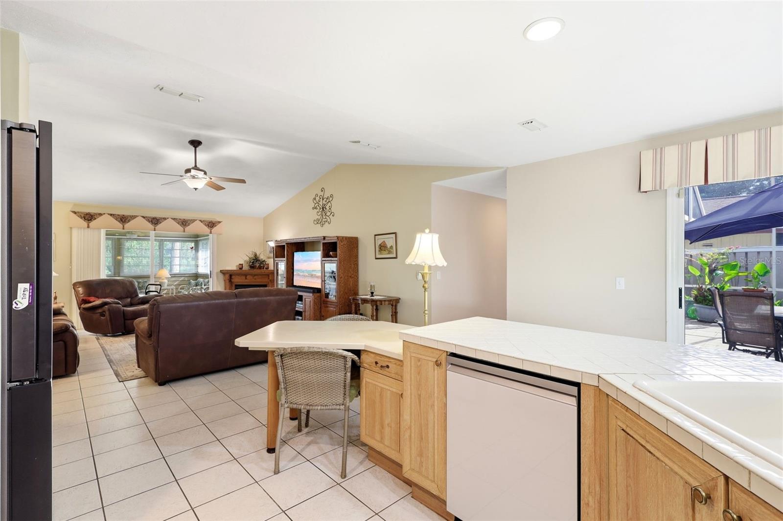 38 Treetop Cir Property Photo 11