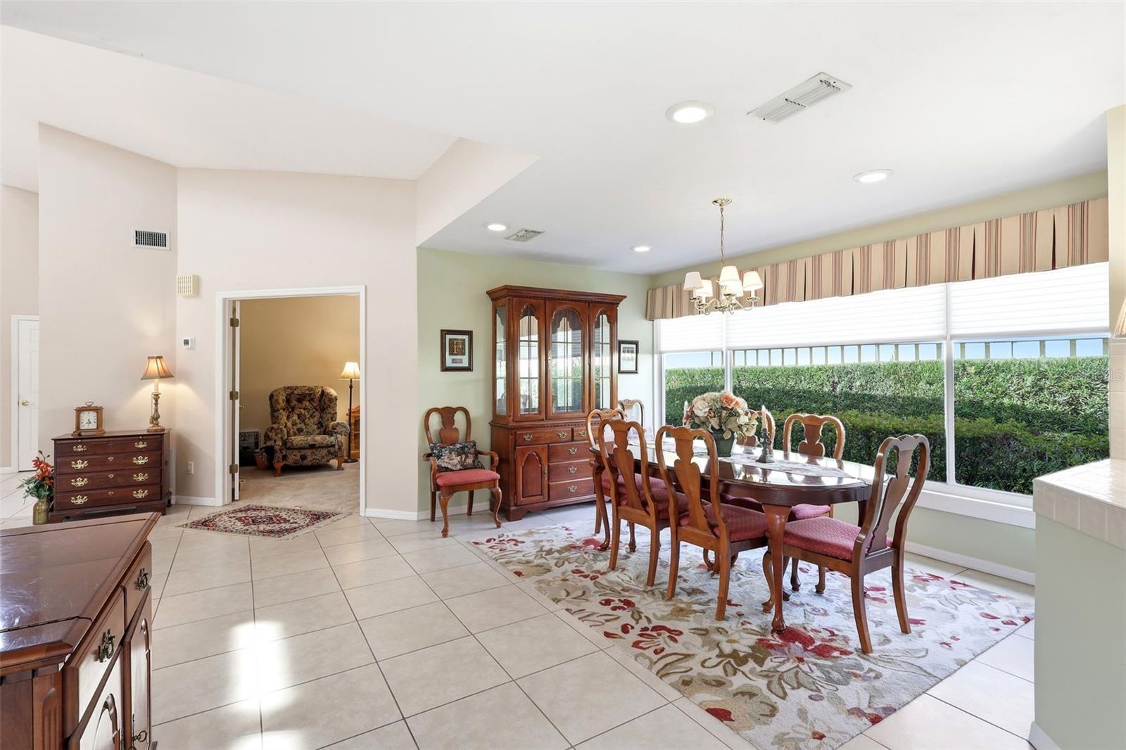 38 Treetop Cir Property Photo 15