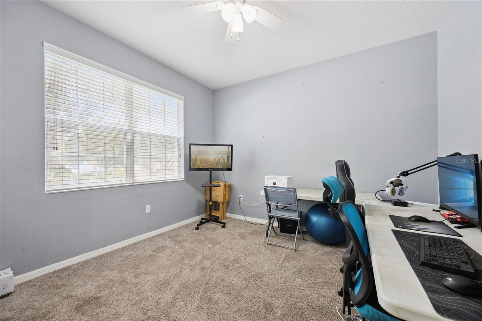 381 Misty Oaks Ln Property Photo 5