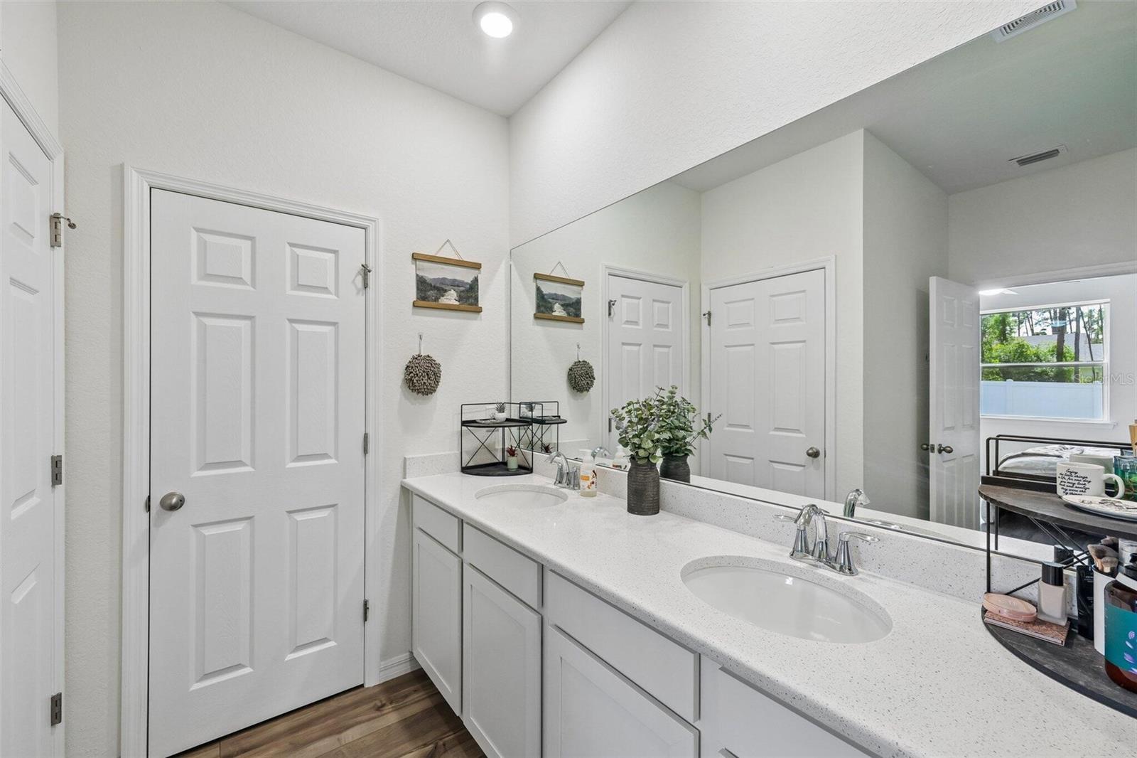 4476 Blackman St Property Photo 20