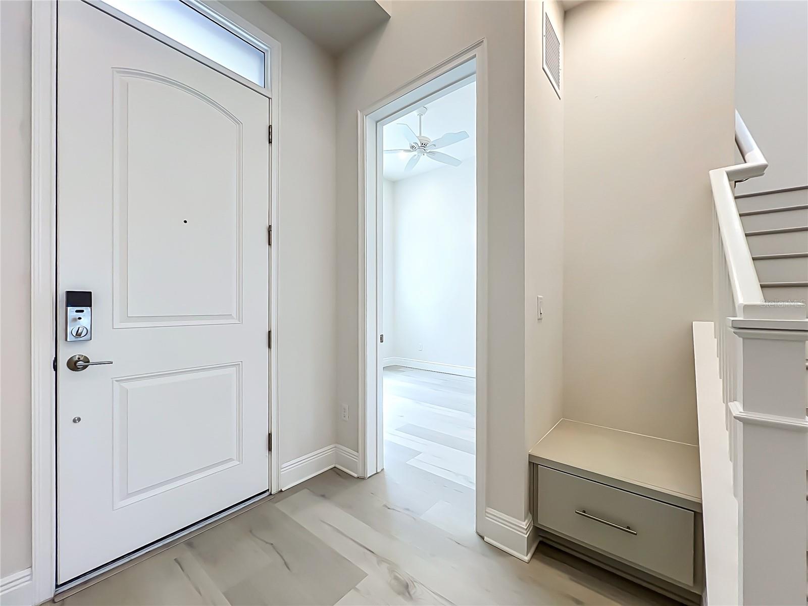 13809 Larkton Ln Property Photo 4
