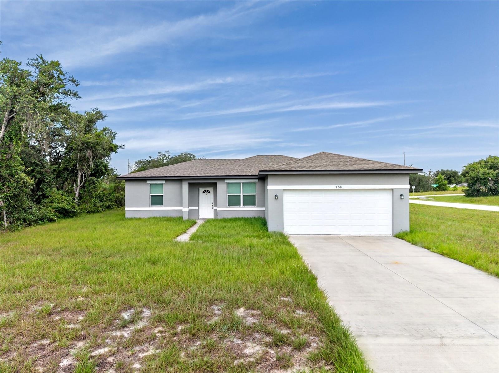 1400 SEBRING WAY Property Photo 1
