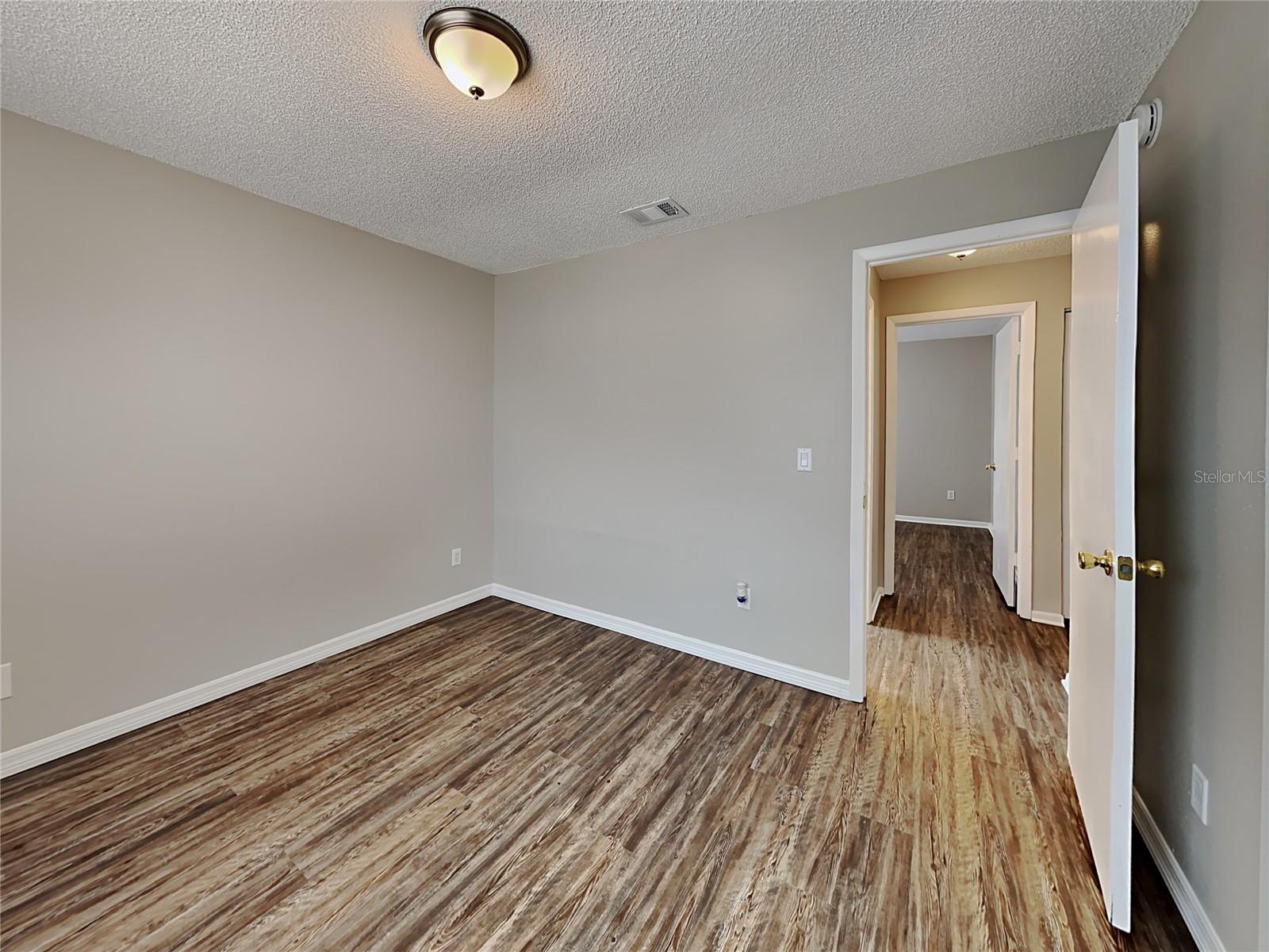 1408 Sugarberry Ln Property Photo 11