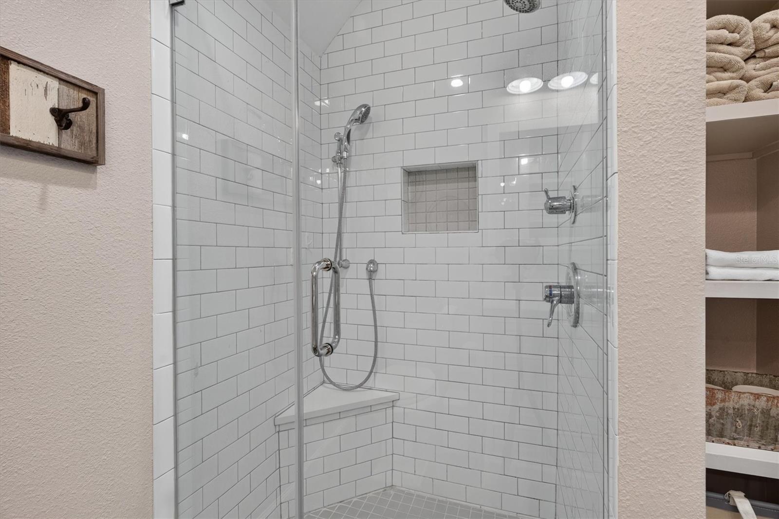 434 Valley View Dr Property Photo 35