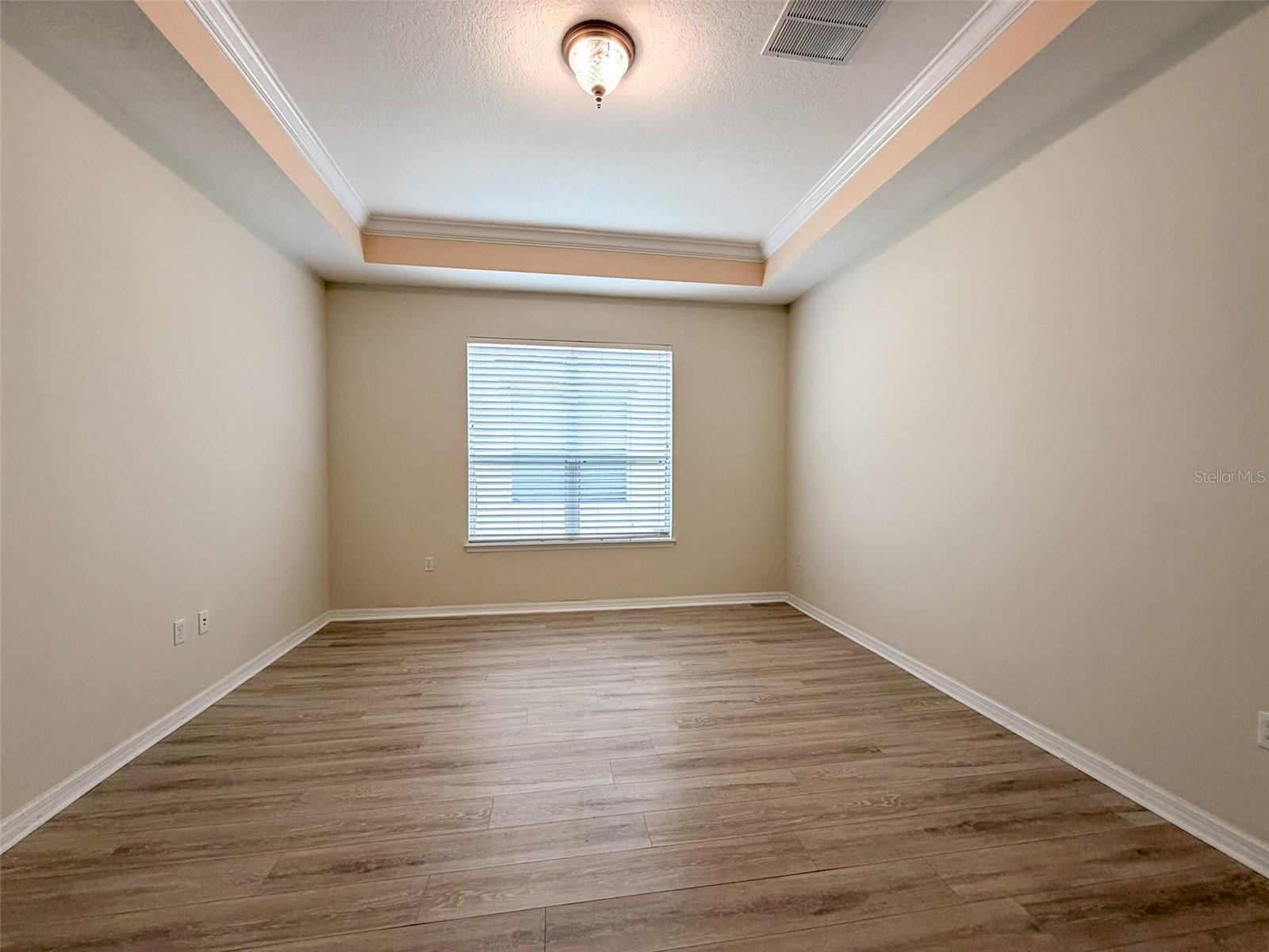 12947 Runswick Ave Property Photo 19