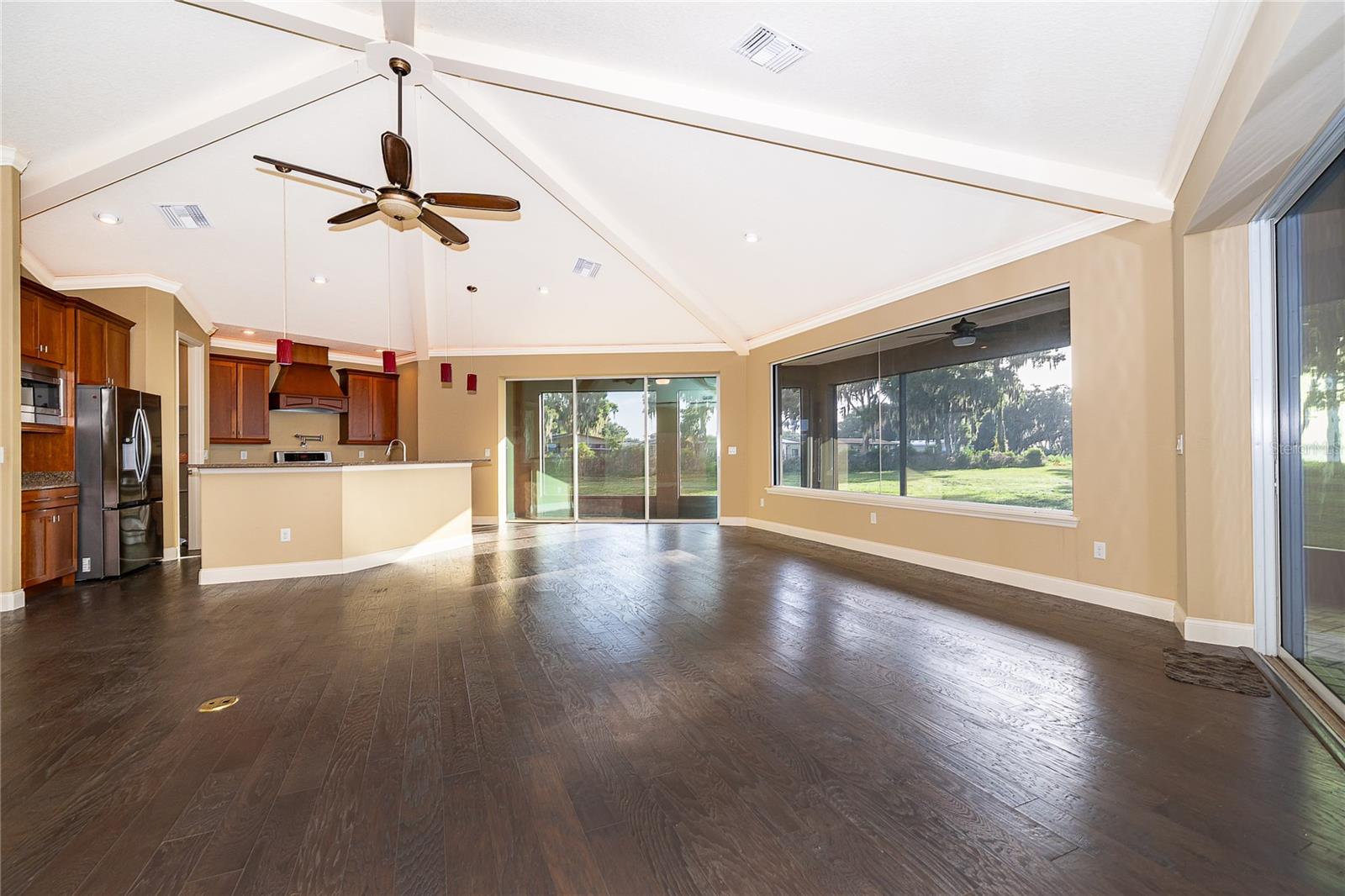 12131 Eagles Point Ct Property Photo 15