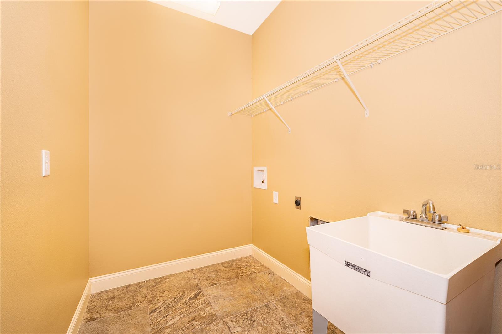 12131 Eagles Point Ct Property Photo 29