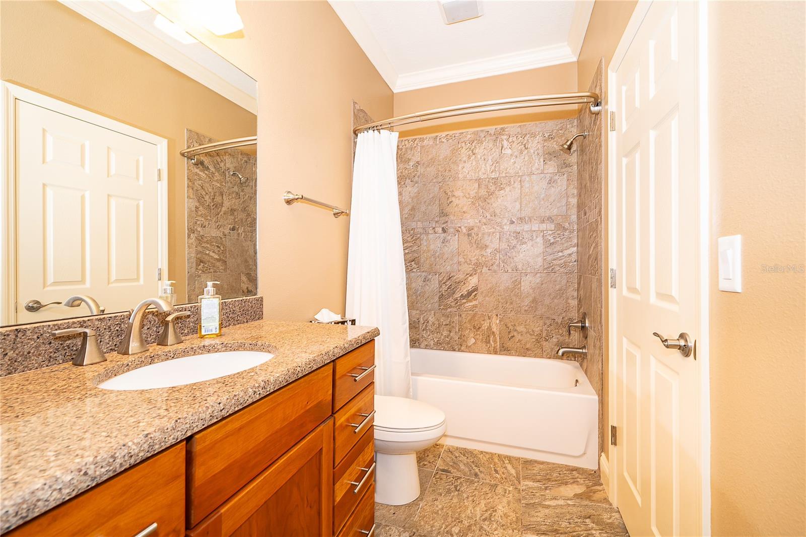 12131 Eagles Point Ct Property Photo 30