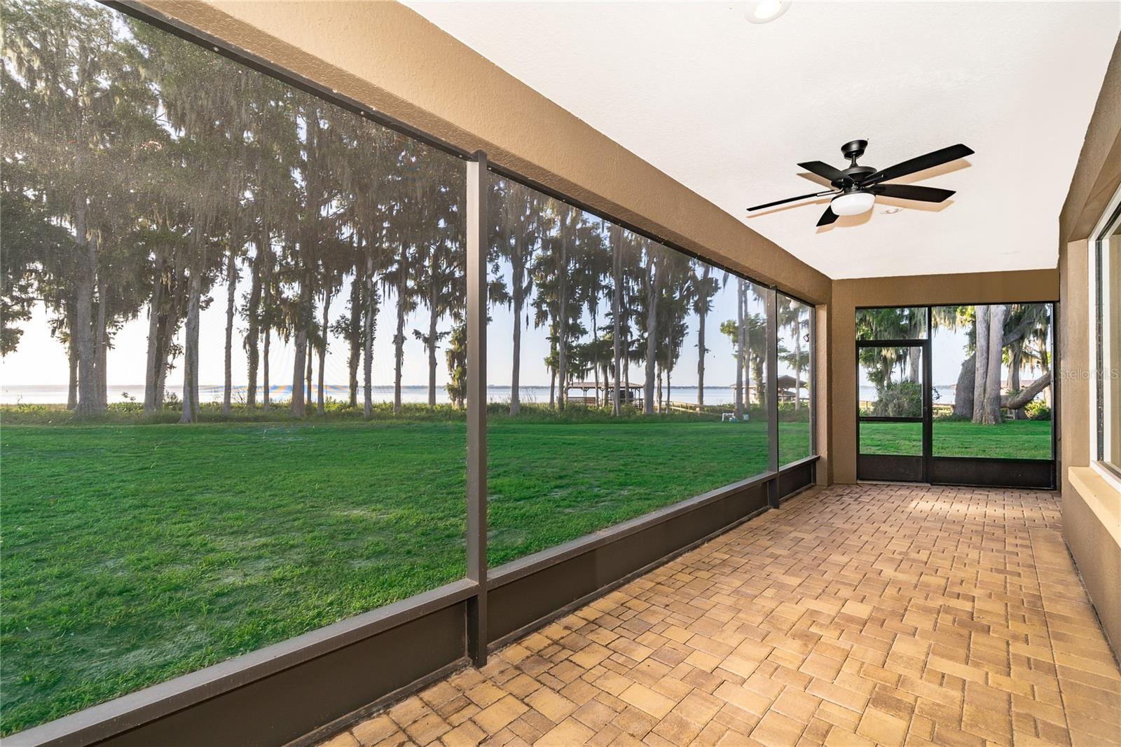12131 Eagles Point Ct Property Photo 35