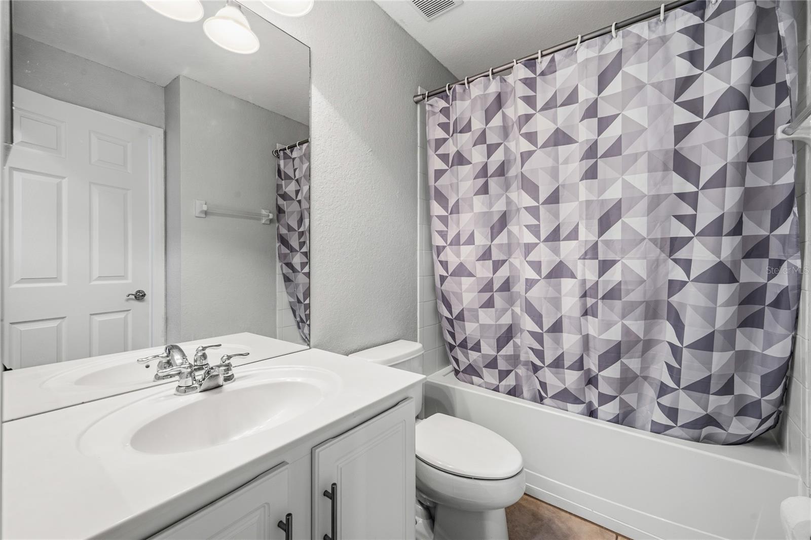417 Hilgard Cv #. Property Photo 22