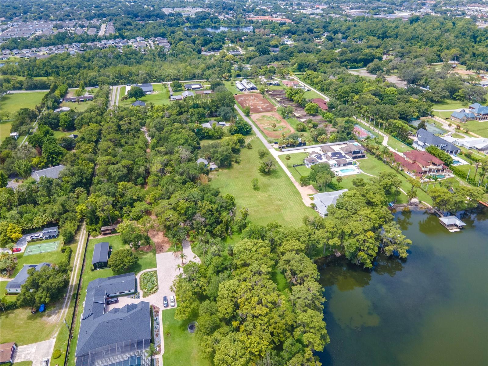 1133 Bella Lago Cv Property Photo 7