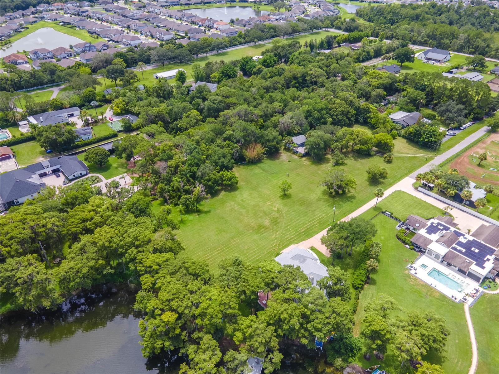 1133 Bella Lago Cv Property Photo 10