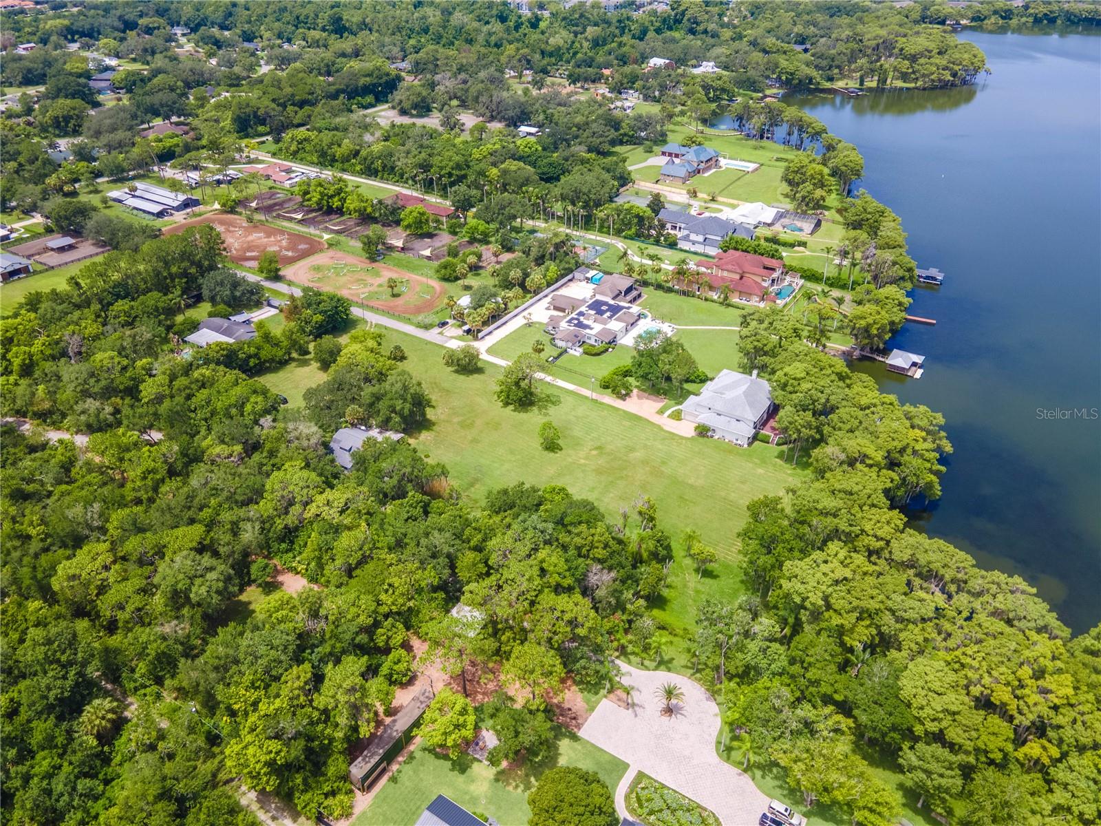 1133 Bella Lago Cv Property Photo 14