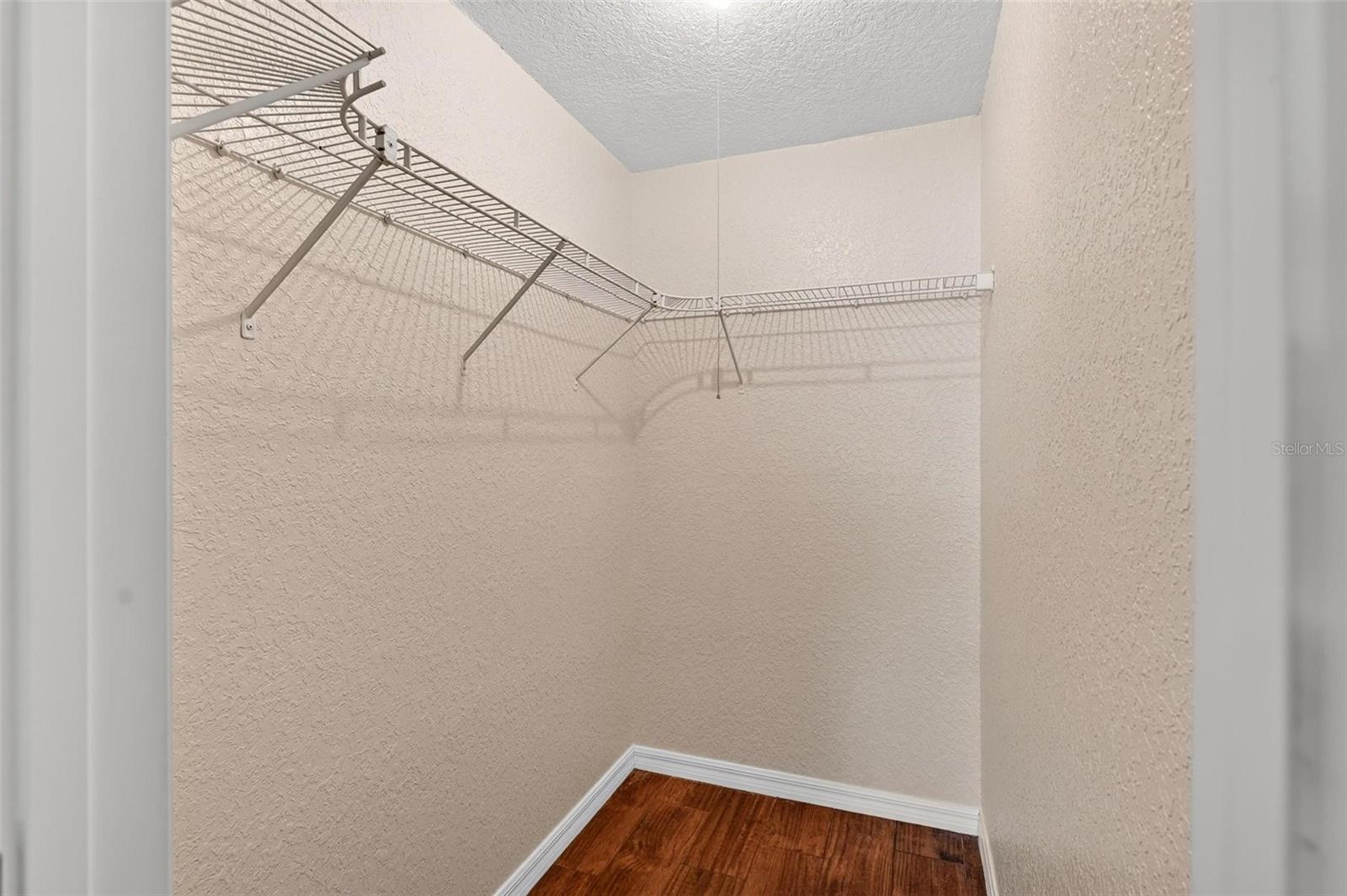 1125 N Tremain St Property Photo 43