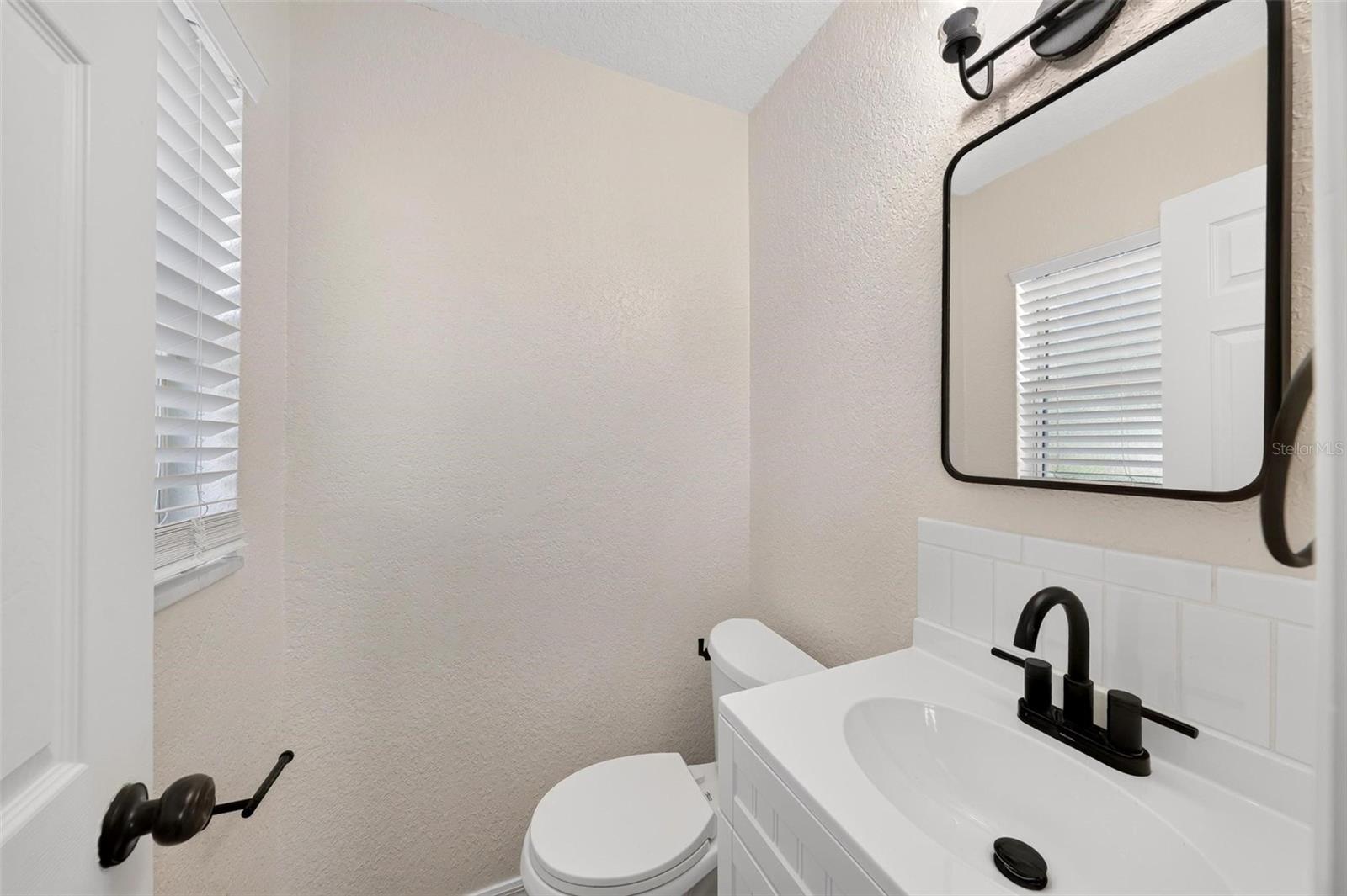 1125 N Tremain St Property Photo 46
