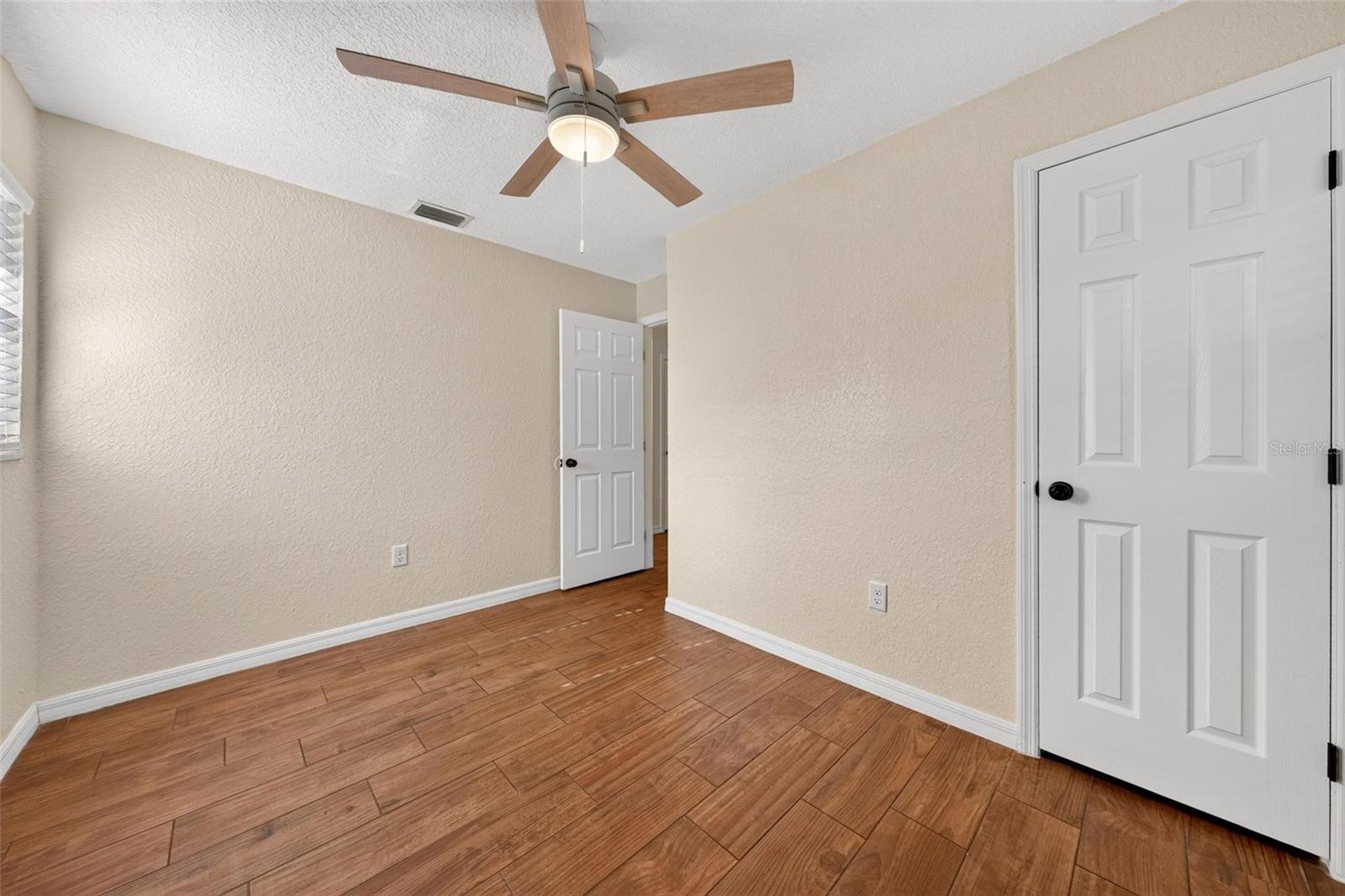 1125 N Tremain St Property Photo 50