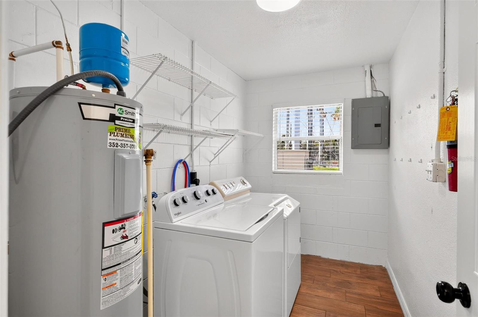 1125 N Tremain St Property Photo 55