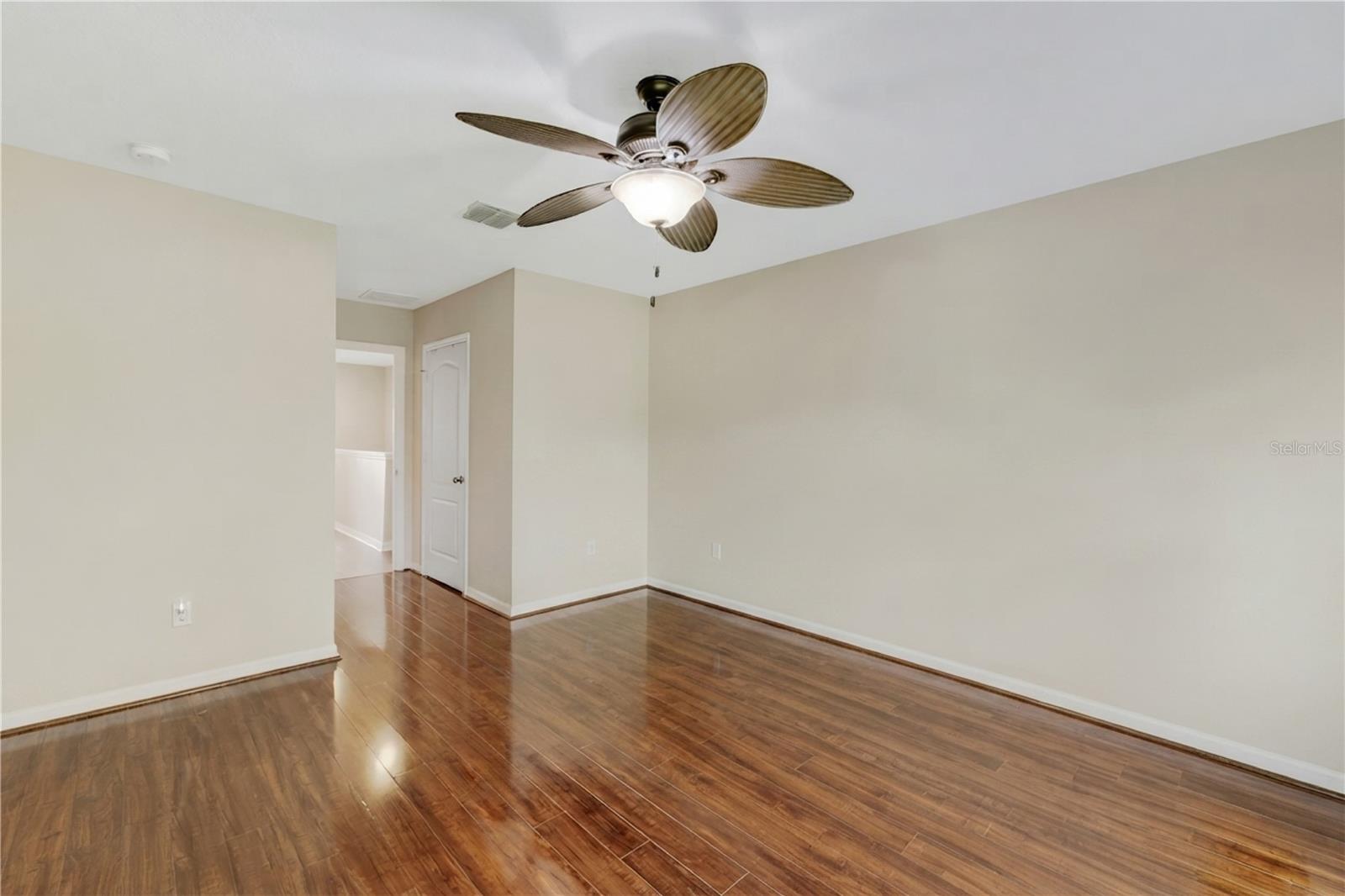 1224 Peterson Pl Property Photo 15