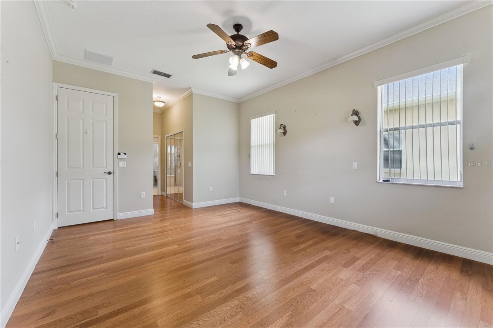 1028 Everest St Property Photo 20