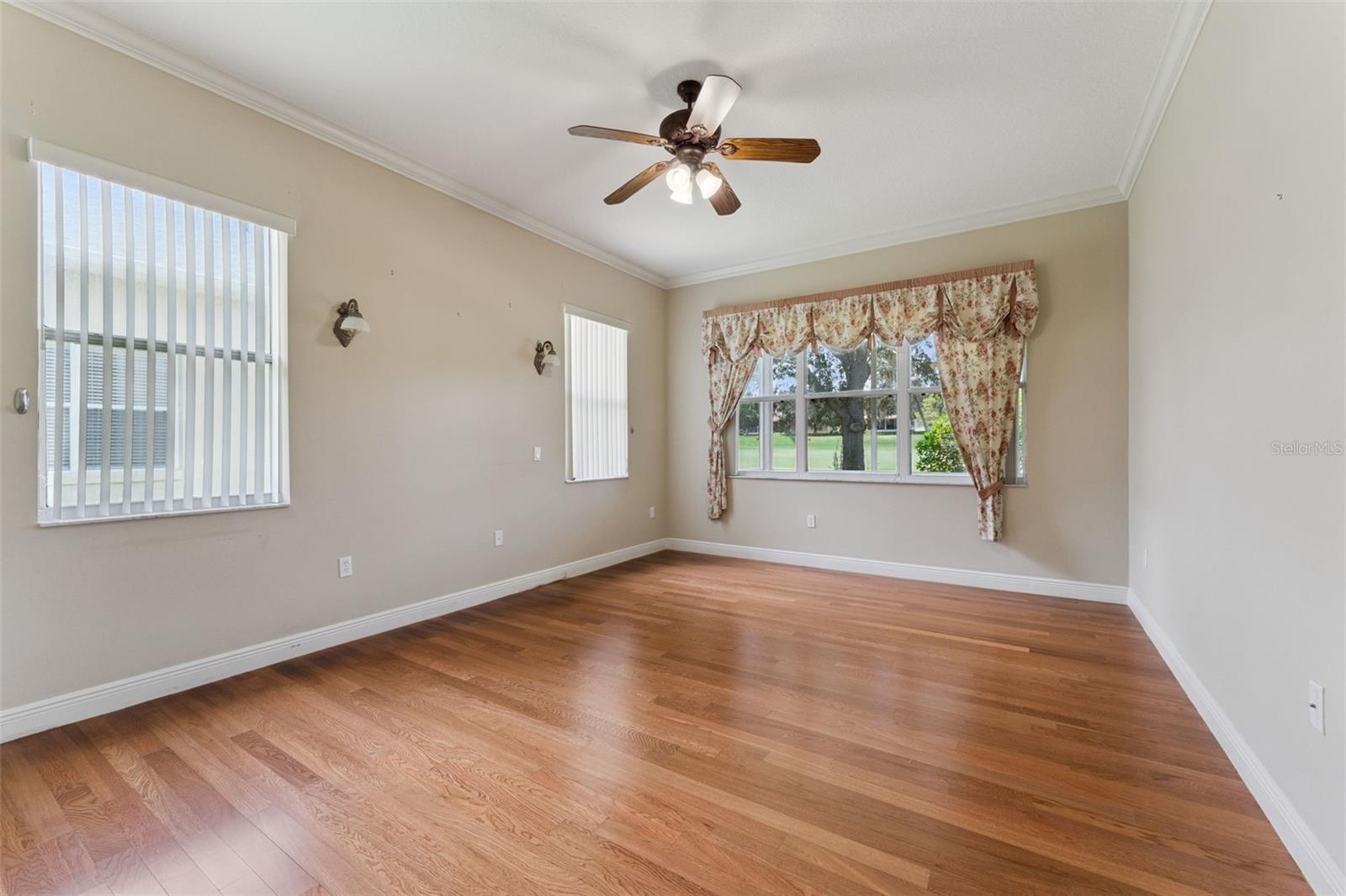 1028 Everest St Property Photo 21