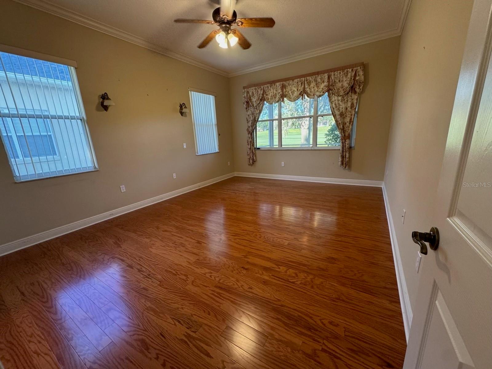 1028 Everest St Property Photo 54