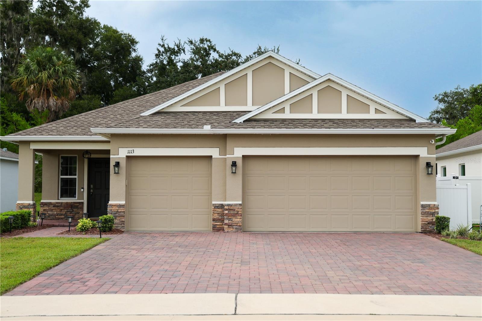 1113 Bradford Ridge Dr Property Photo 1