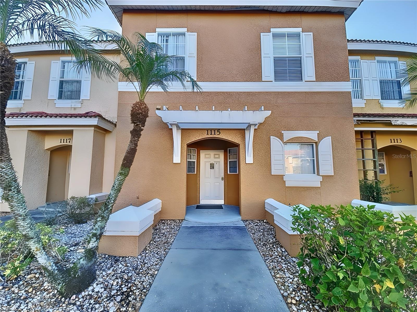 1115 PARK RIDGE CIR Property Photo 1