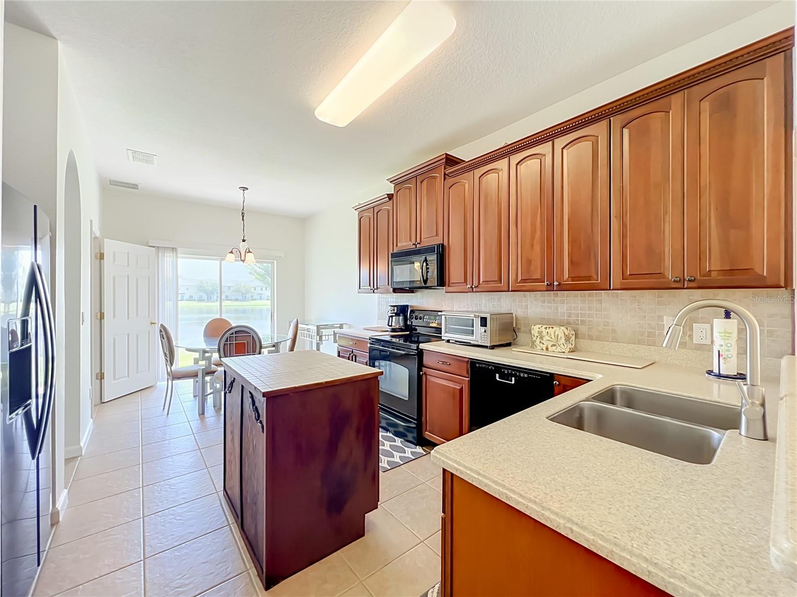 16543 Cedar Crest Dr Property Photo 15