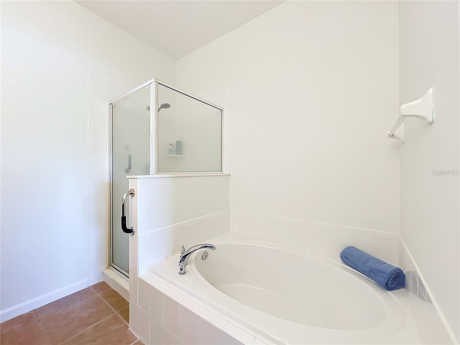 16543 Cedar Crest Dr Property Photo 34