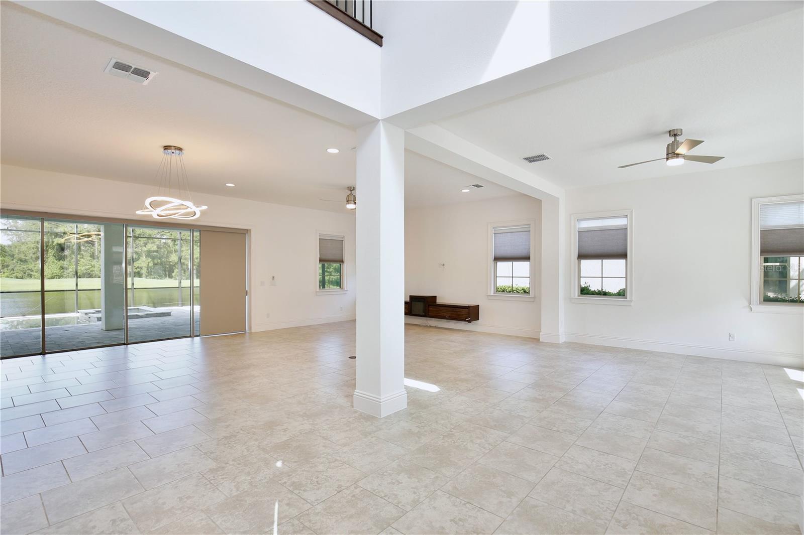 10822 Mobberley Cir Property Photo 3