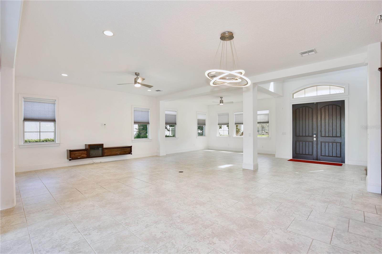 10822 Mobberley Cir Property Photo 6