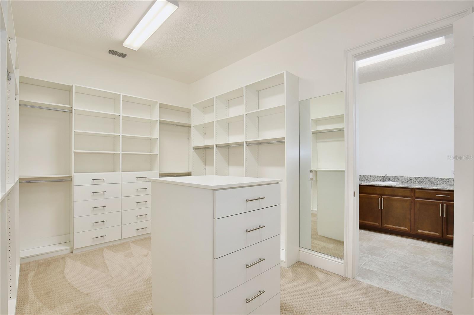 10822 Mobberley Cir Property Photo 17