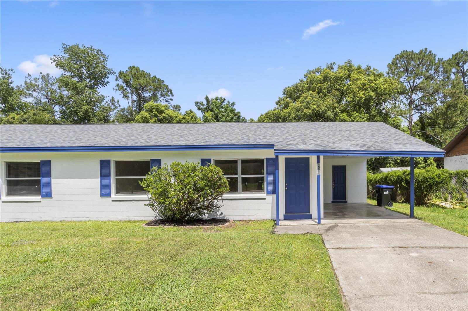 1921 Bonneville Dr Property Photo 2