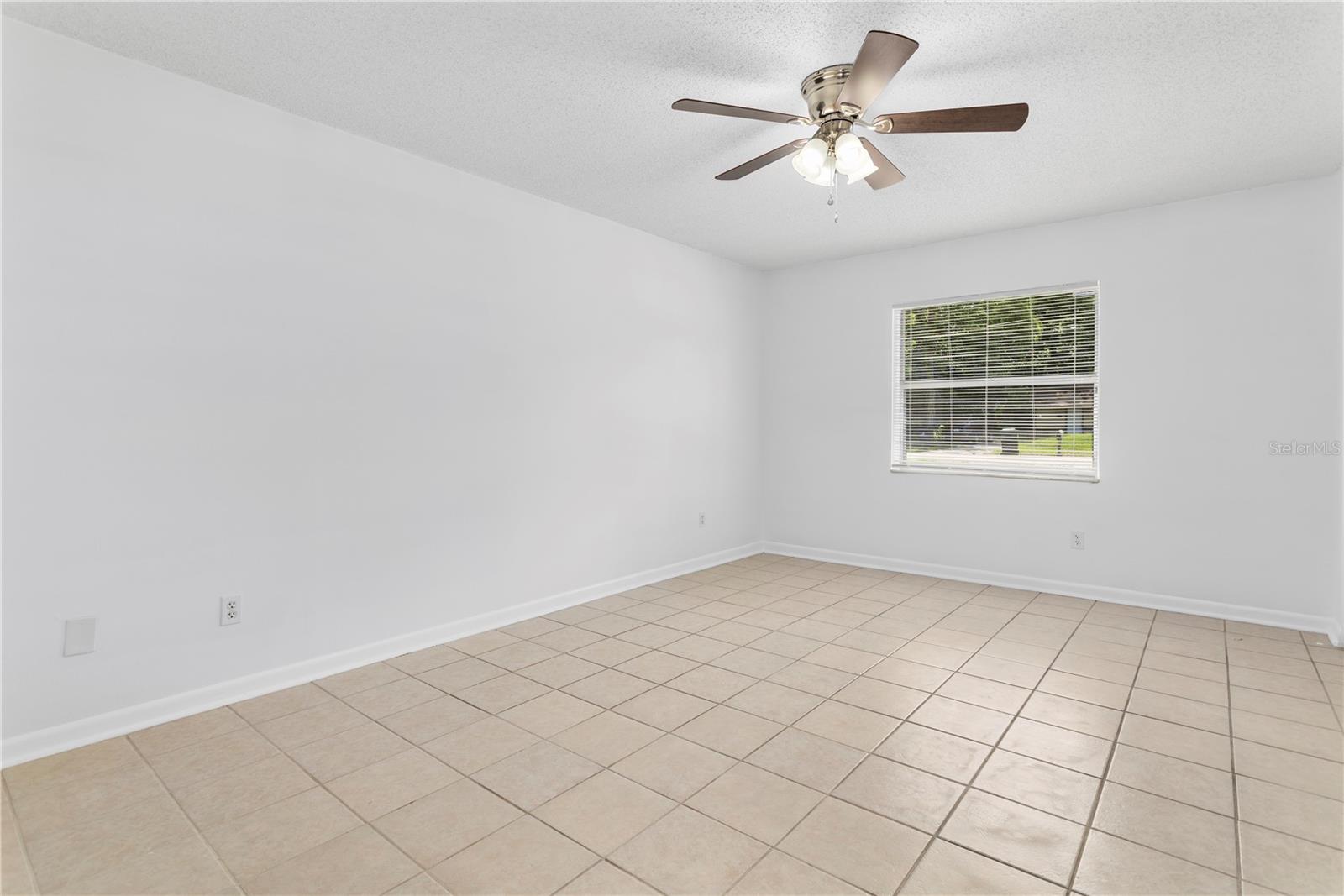 1921 Bonneville Dr Property Photo 13