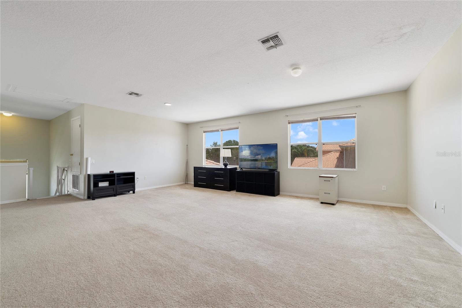 2300 Eagle Talon Ct Property Photo 3