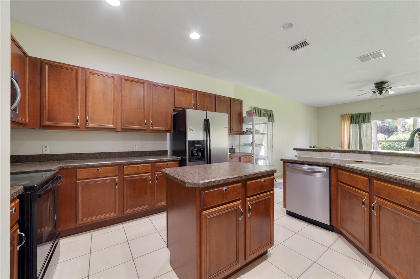 2300 Eagle Talon Ct Property Photo 10