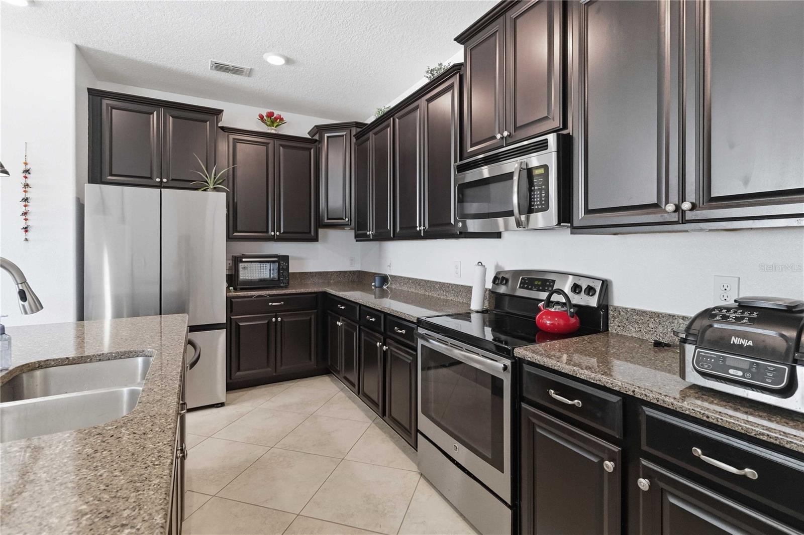 4355 Summer Breeze Way Property Photo 11