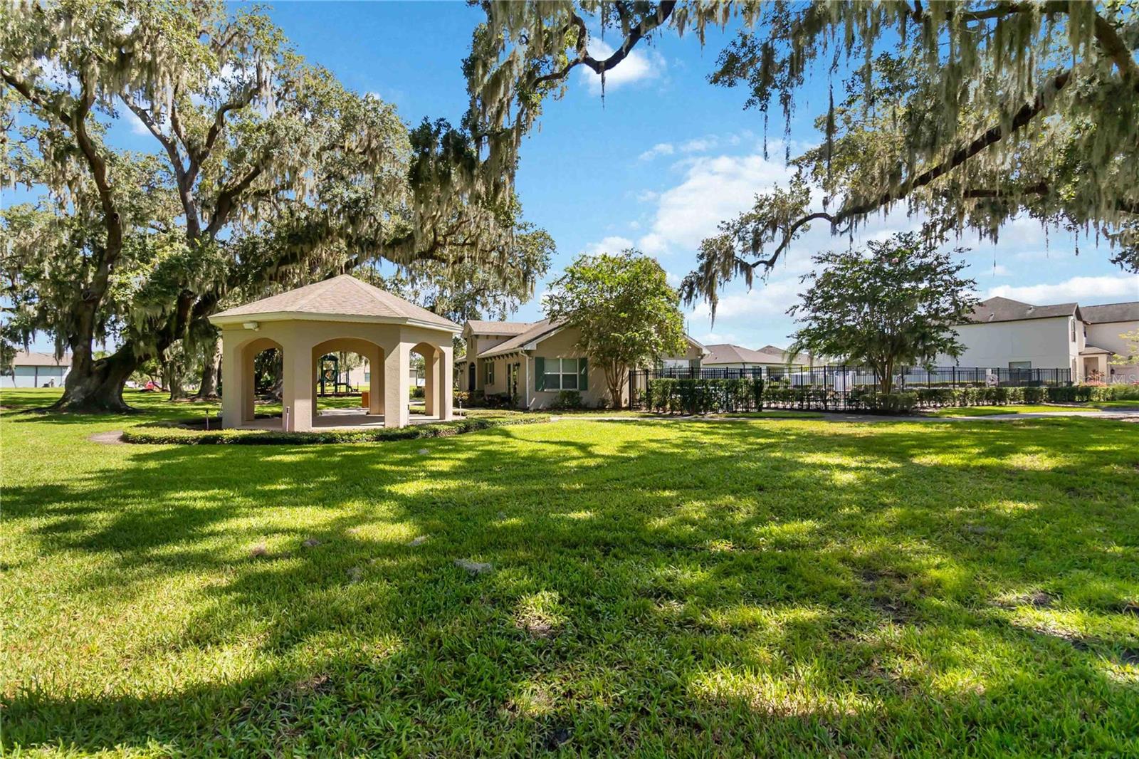 4355 Summer Breeze Way Property Photo 40