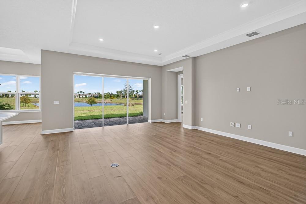 998 Tassleflower Trl Property Photo 3