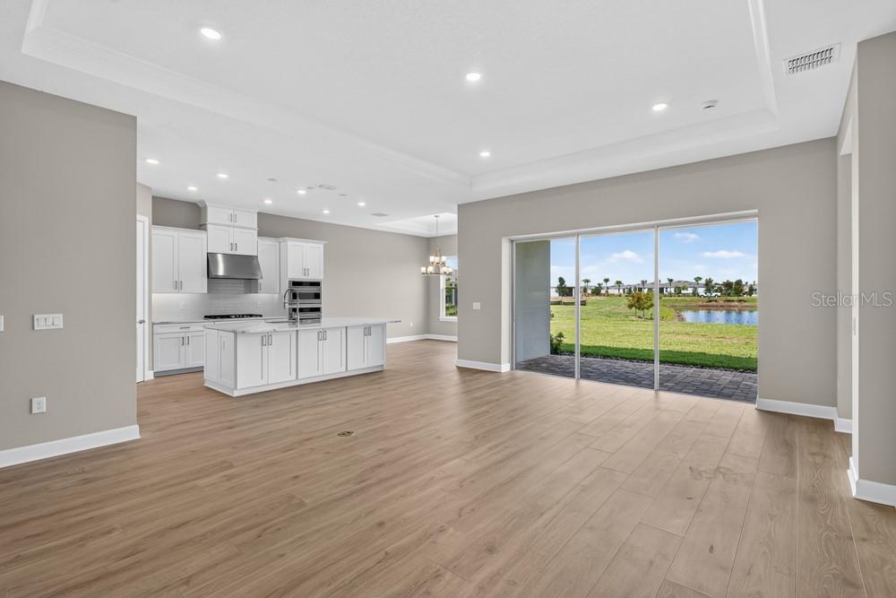 998 Tassleflower Trl Property Photo 11